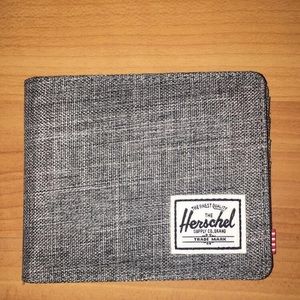 Herschel wallet